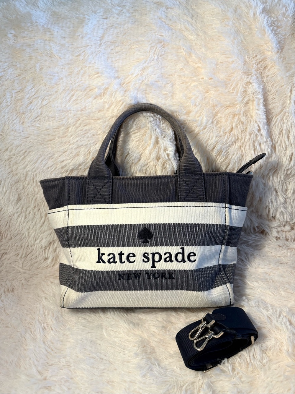 Kate Spade Navy Blue Stripe Canvas Small Tote Purse ✨